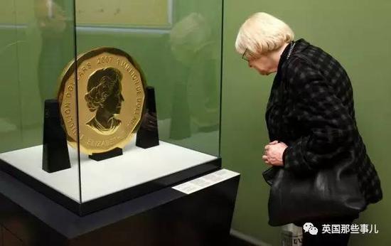 一直被存储在非常安全的防弹玻璃罩里