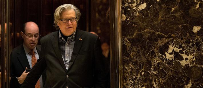 美国“影子总统”班农被撤职