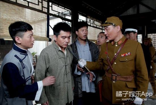 《从军记》中，他饰演了董嘉瑞，是一个很强势的男人。