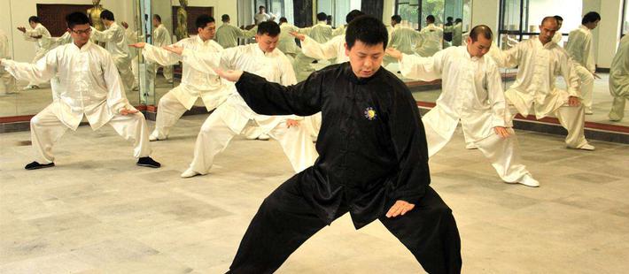 MMA吊打太极拳：直播还原真相
