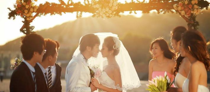 形婚似乎才更接近婚姻的本质