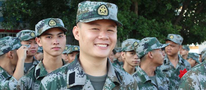 成年男性逃避兵役登记需担责