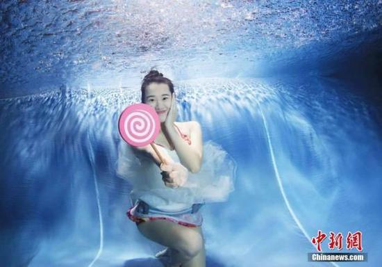 福建师范大学协和学院创业毕业照