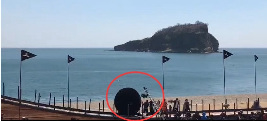 Baby录节目被道具砸伤久久不能起身