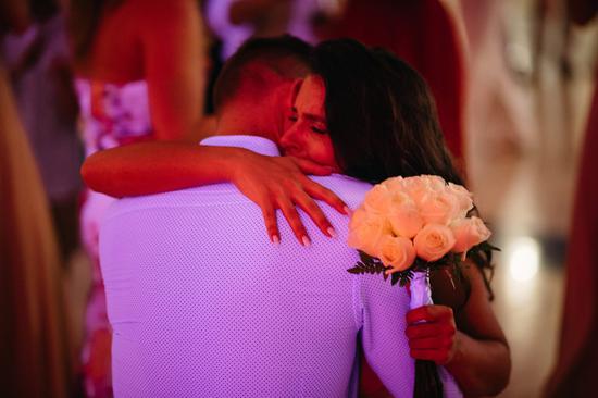 不过，亚当担心抢了主角的风头。