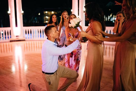 但是杰斯妹妹一个绝妙的点子让她改变了想法。