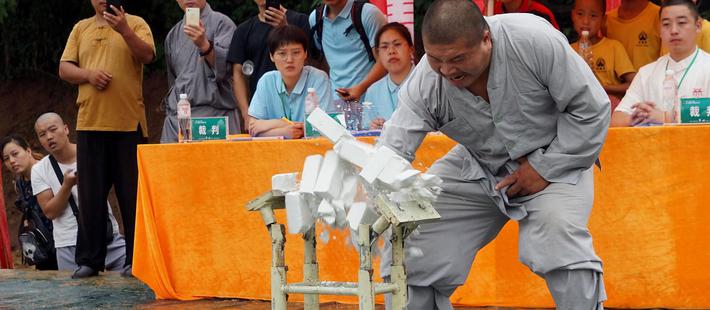 铁砂掌冠军:武术界需要打假