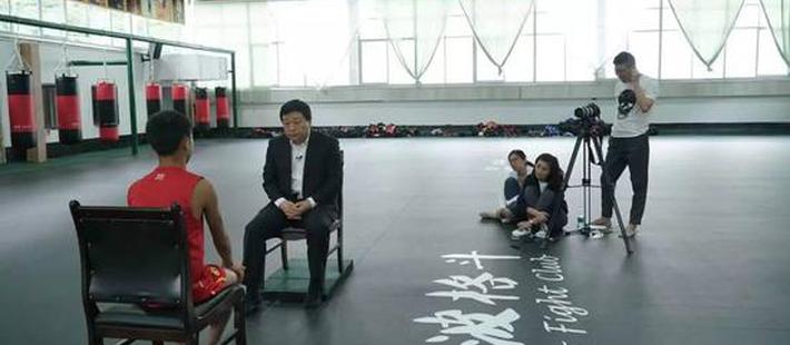 格斗孤儿:我回去也会再跑回来