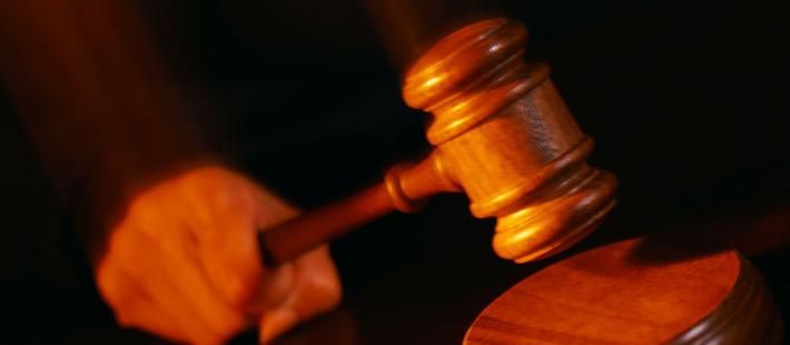 e租宝案宣判：涉案公司罚19亿