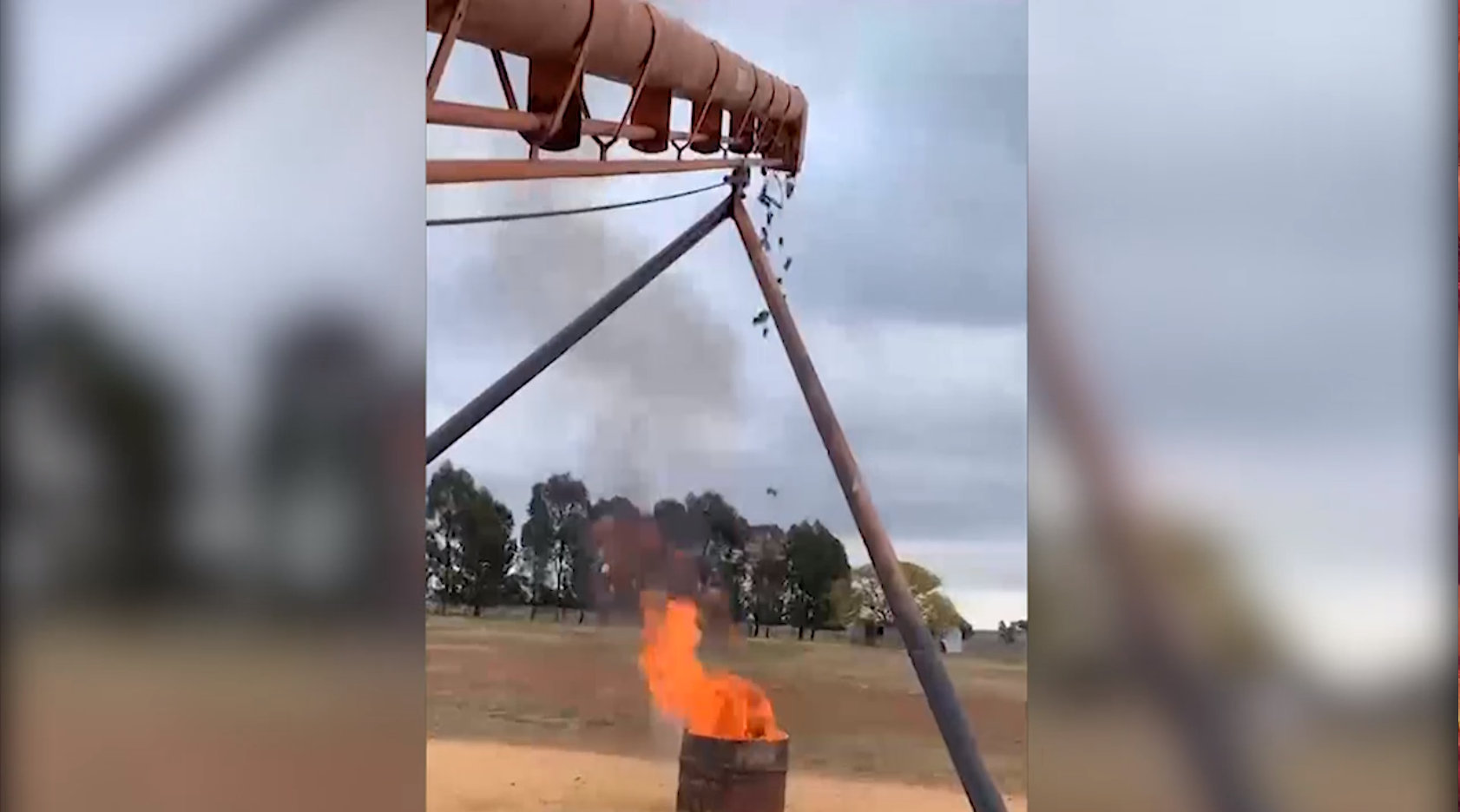 澳大利亚鼠灾猖獗 愤怒农场主启动设备火化老鼠
