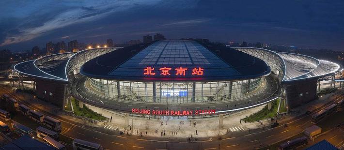 这座高铁车站为何全民吐槽？