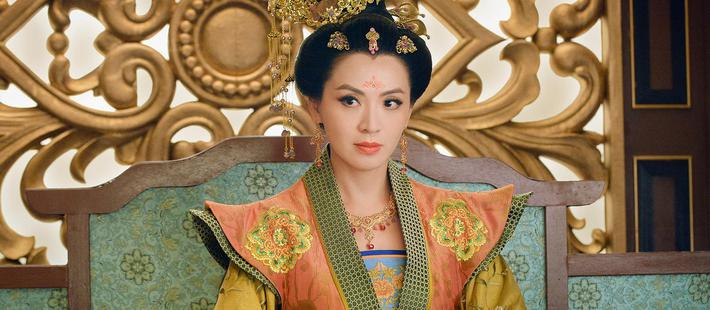 香港产的宫斗剧：有钱更辣眼