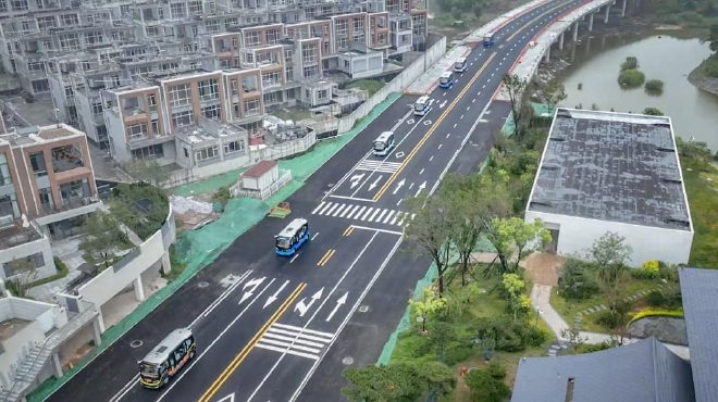 轻舟智航驶入淄博，打造山体公园超大规模自动驾驶车队