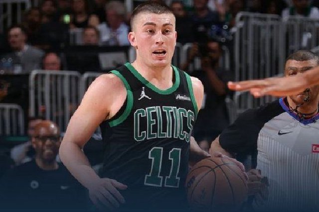 绿军终结骑士3连胜 布朗30+5 豪泽7记三分 米切尔下半场0分