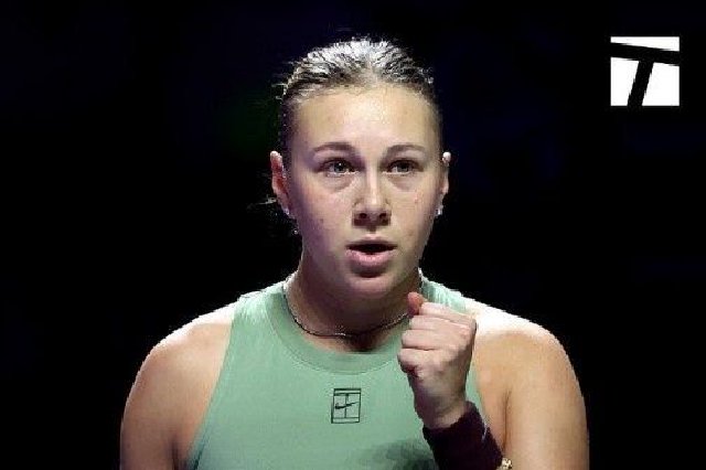 WTA年终总决赛：阿尼西莫娃2-1逆转凯斯，将和斯瓦泰克争小组第二