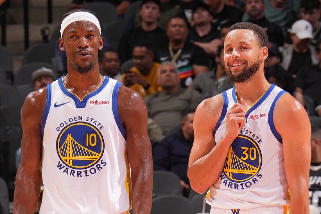 勇士送爵士3连败 库里第三节20分 追梦遭驱逐 马尔卡宁空砍35+6