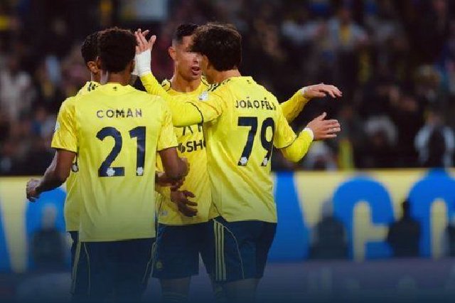 终结4轮不胜！利雅得胜利3-2十人利雅得青年人 科曼倒钩破门