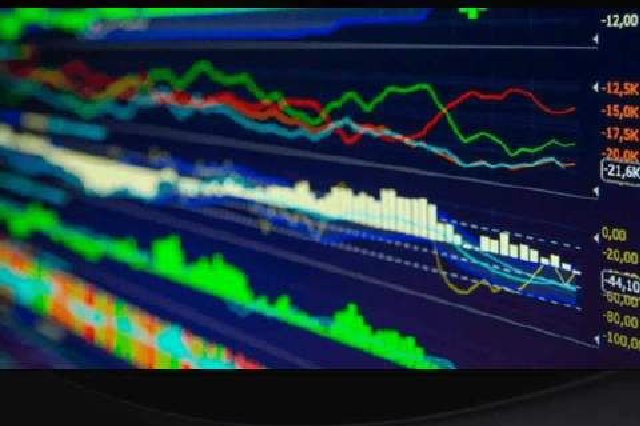 收评：三大指数均跌超1% 两市成交额跌破2万亿