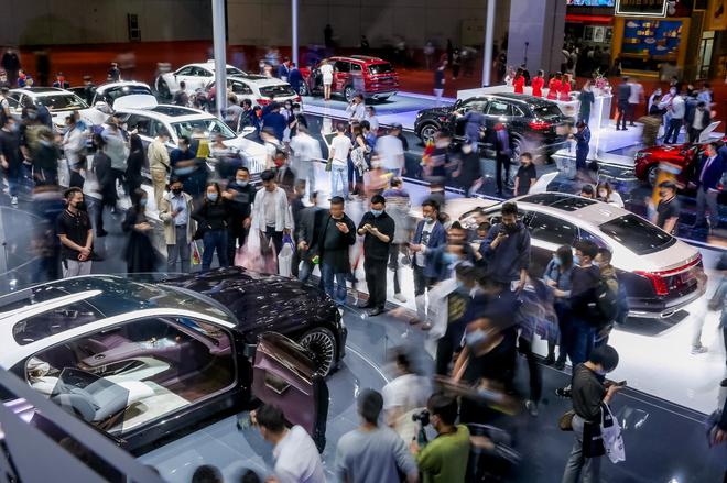 红腾半载 旗绩新高 红旗开启下半年新冲刺