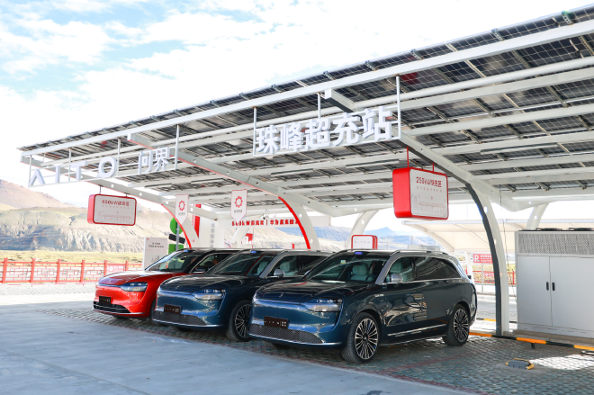 赛力斯张兴海：问界用户在哪里 服务就要跟到哪里