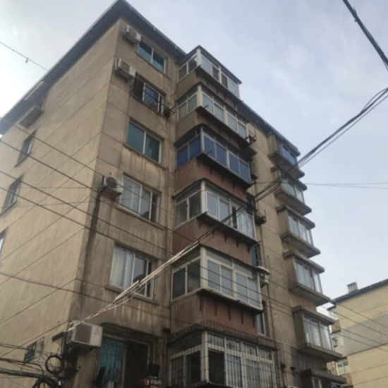 25岁女生用铁丝勒死母亲