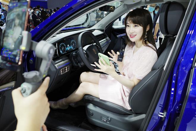 红腾半载 旗绩新高 红旗开启下半年新冲刺