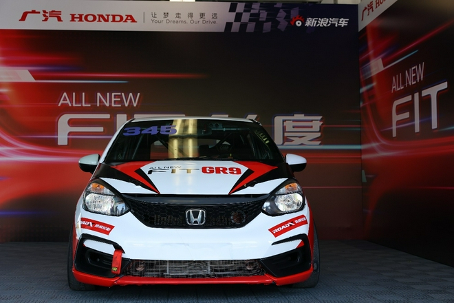 顶级玩家教你玩 第四代飞度GR9再次挑战最快圈速