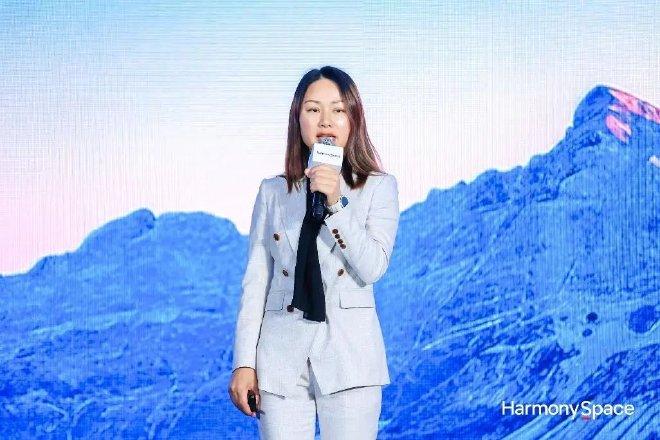 “鸿蒙聚·赢未来”，2025鸿蒙座舱生态伙伴大会盛大开幕