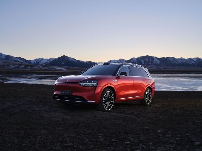 高效兑现交付承诺，问界M9大五座开启先行者交付，问界M9累计交付超10万