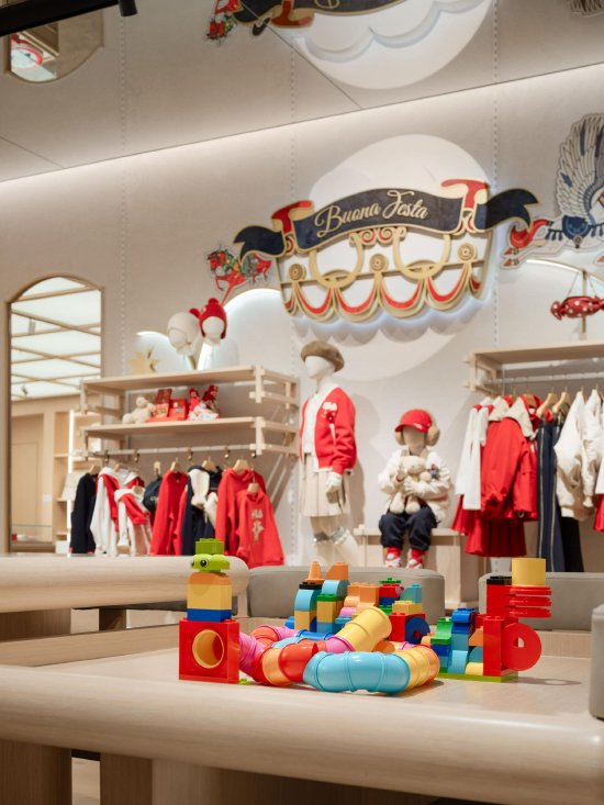 &nbsp;激发想象力、促进亲子互动的趣味式“探险乐园”