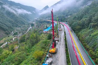 滬渝高速滑坡路段提前21天通行