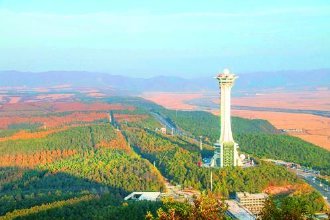 深秋帽儿山 林海斑斓入画来