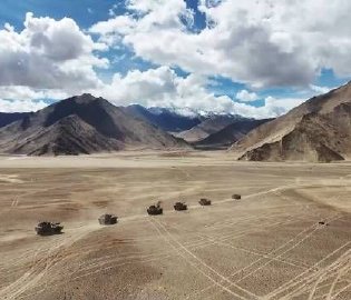 火炮齐射超震撼