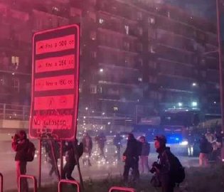 冬奥会首日爆发冲突