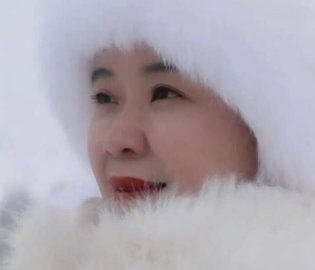 贺娇龙妹妹忆姐姐