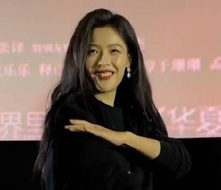 陳麗君跳刀馬舞