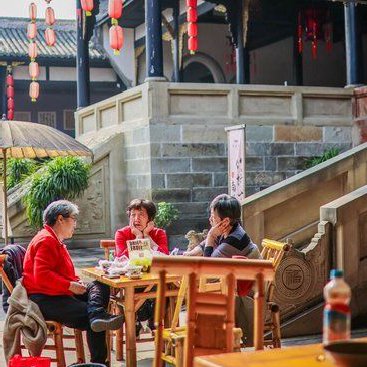 去贡井老街邂逅闲适时光