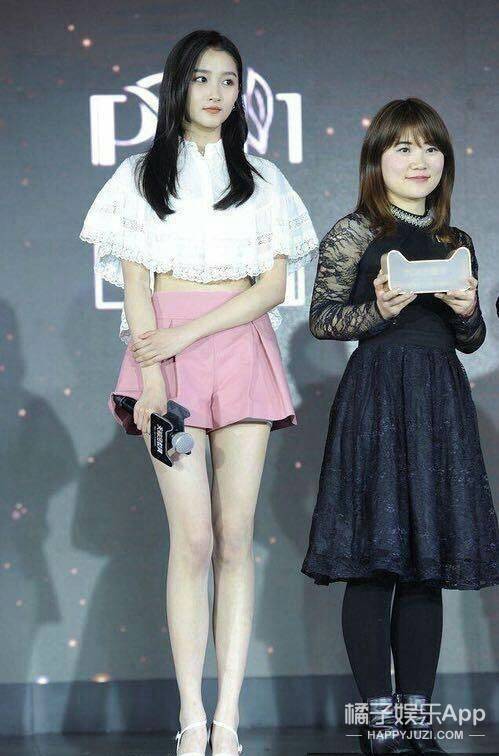 26关晓彤的身材比例实力碾压没毛病