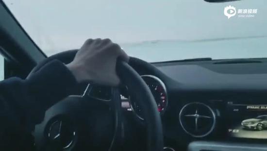 奔驰冰雪试驾漂移体验