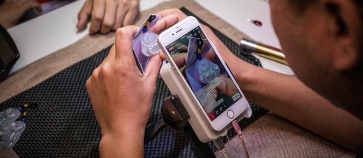 月破百万？玉器市场直播风云