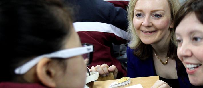 英国尝甜头:继续跟中国学数学