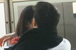 赌王儿子与奚梦瑶有实锤？两人拥抱很亲密