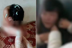 又是霸凌！实拍女生被扇耳光内衣吊带被剪