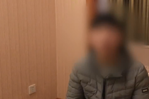 对话抽梯案全程目击者 还原死者坠亡始终