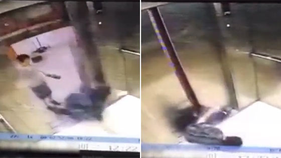 电梯门未关就上升 女子摔倒腿被夹住上行