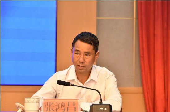 我是永胜县涛源镇农业综合服务中心高级农艺师张鸿昌,很高兴参加此次