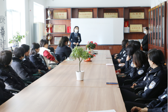 大连南关岭监狱: 无悔花样年华 尽显巾帼风采_企业-城市联盟_新浪网