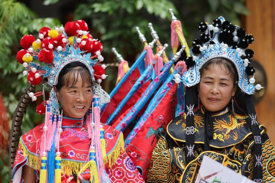 吹吹腔表演民间艺人。赵振磊/摄