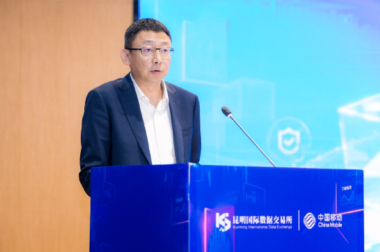 云南移动党委委员、副总经理陈志伟致辞