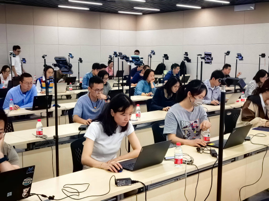 “云智考”考试现场